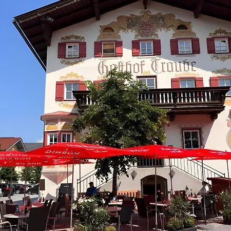 Tiroler Bergzeit Apartamento